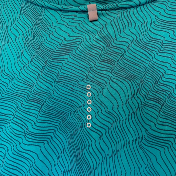 Nike Short Sleeve - Picture 7 of 7